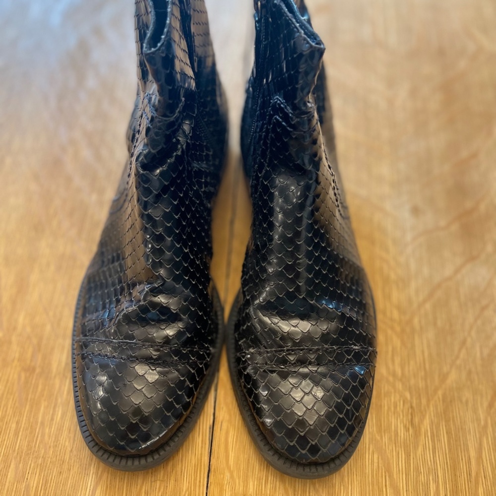 SCHUTZ ANKLE BOOTS